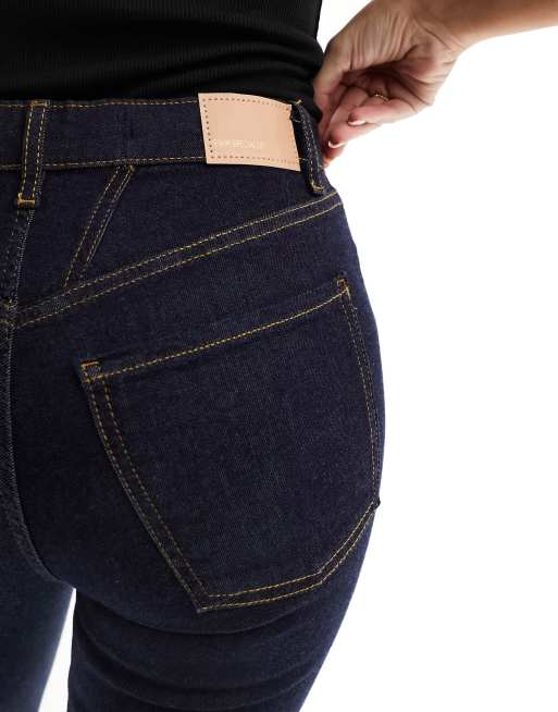 River Island high rise flared jeans in mid-blue, 5 of 5