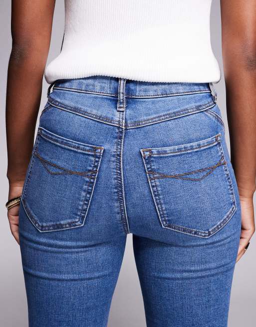 River Island high rise sculpt skinny jeans in medium denim, 4 of 5