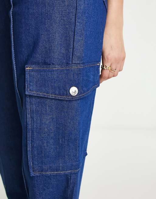 River Island - Højtaljede jeans med vide ben og cargo-lommer i mellemblå vask, 5 af 5