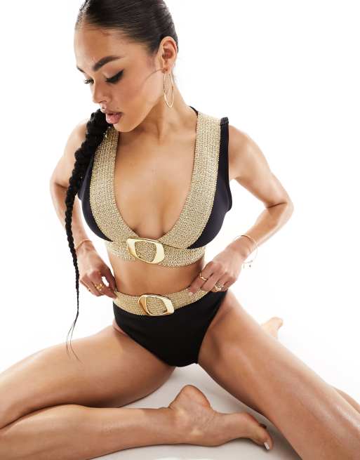 River Island – Hoch geschnittene Bikinihose in Schwarz mit Gummiband und Schnallendetail, 2 von 4