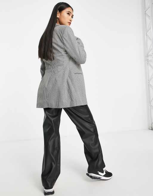 River Island houndstooth check nipped dad blazer co-ord in black, 4 of 4