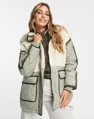 River Island hybrid borg jacket in khaki - ASOS Price Checker