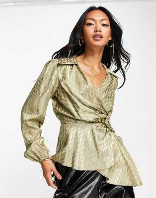 River Island - Jacquard-Hemd in Khaki mit verdrehter Vorderseite-Grün