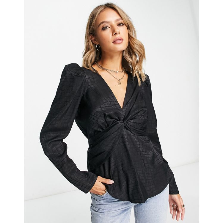 Riu Cut jacquard open arm blouse-