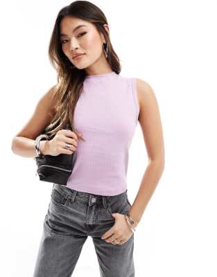 River Island - Jean - Geripptes Tanktop in Lila mit knappem Schnitt