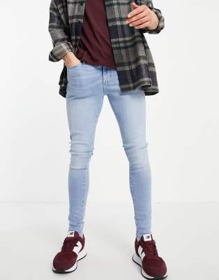 I shop for a living and River Island's £29 jeans are a spring staple for all shapes' - Liverpool Echo