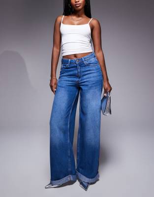 River Island -Jeans in verwaschenem Mittelblau mit superweitem Bein