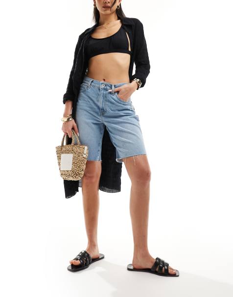 River Island – Jeans-Shorts in Hellblau mit geradem, lockerem Schnitt - view 1