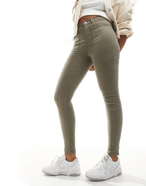 River Island – Jeansy o obcisłym kroju z podwyższonym stanem w kolorze khaki