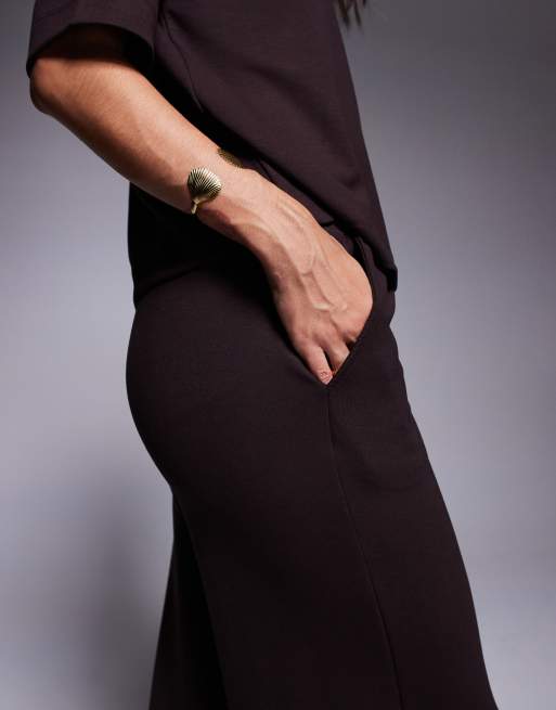 River Island - Joggers minimal a fondo ampio marroni in coordinato, 5 di 5