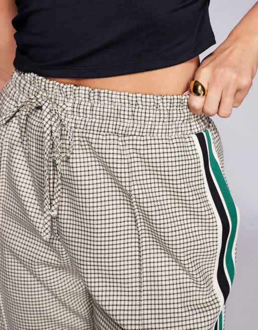 River Island - Joggers sartoriali beige a quadri, 5 di 5