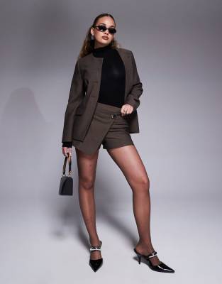 River Island - Jupe-short portefeuille asymétrique - Marron