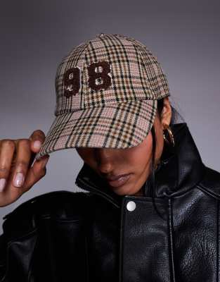 River Island - Karierte Kappe in Hellbraun mit 98-Grafik-Brown