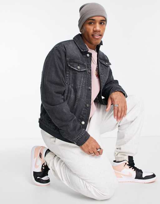 River Island – Kastige Jeansjacke in Schwarz mit Fleece-Futter, 4 von 4