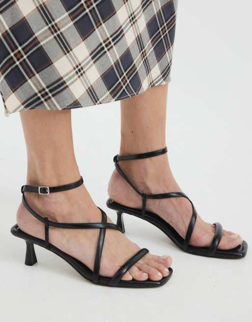 River Island Kitten heeled strappy sandals in black