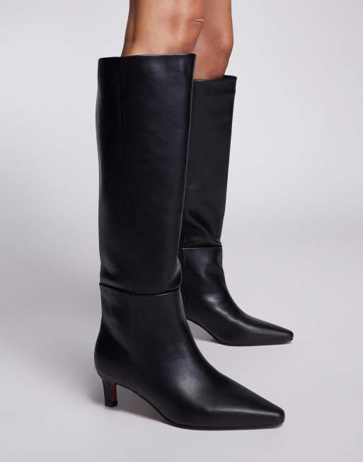 River Island – Kniehohe Stiefel in Schwarz mit Kitten-Absatz ASOS