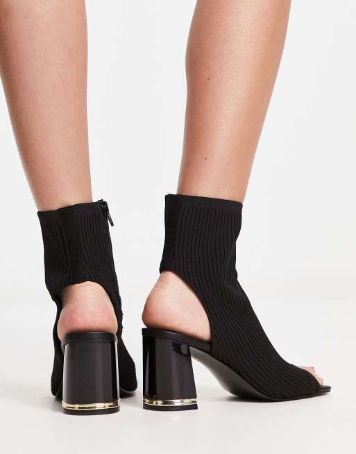 Black closed toe booties sale