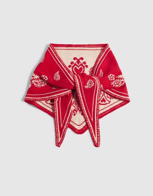 River Island Knit paisley triangle scarf in pink, 4 of 4