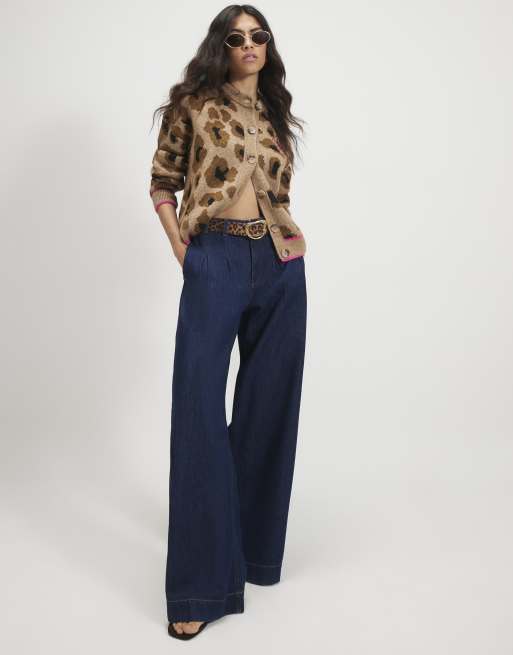 River Island Knitted leopard print cardigan in beige , 2 of 4