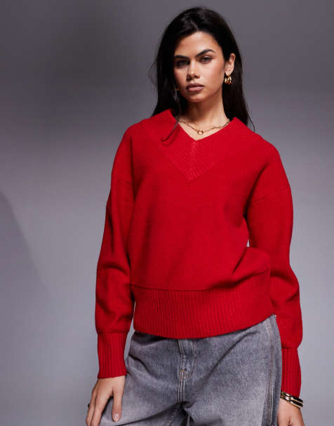 River Island knitted V-neck jumper in bright red - view 1