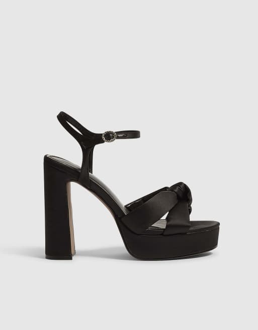 River Island Knot platform heeled sandals in black, 3 of 4