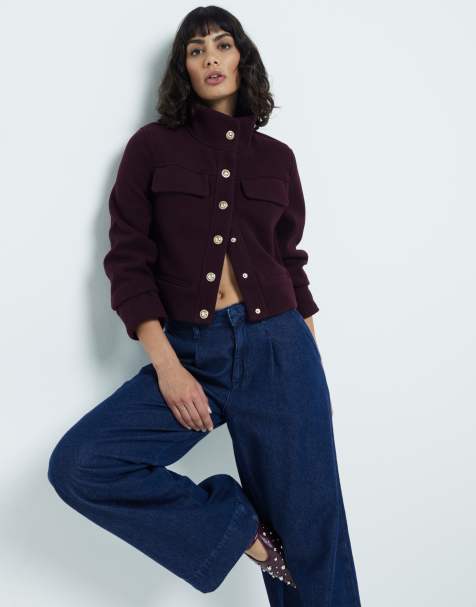 River Island – Kurze Jacke in Burgunderrot mit Trichterkragen - view 1