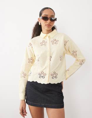 River Island lace cutwork shirt in yellow yellow 16390₽