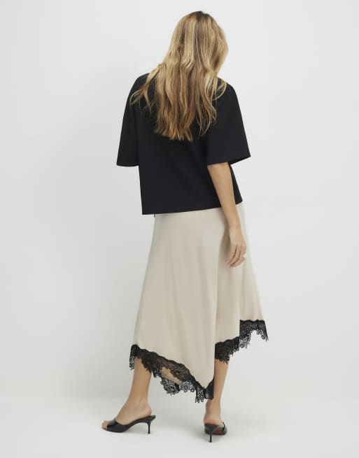 River Island Lace hybrid t-shirt maxi dress in cream, 3 of 4