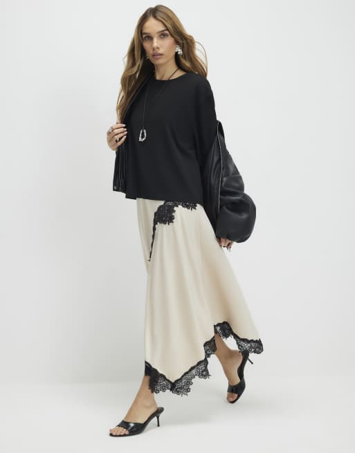 River Island Lace hybrid t-shirt maxi dress in cream, 4 of 4