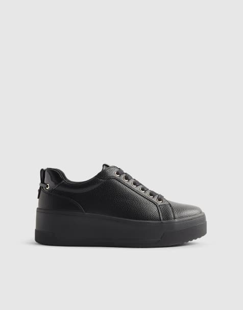 River Island Lace up flatform trainers in black - view 1