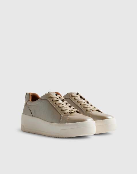 River Island Lace up flatform trainers in gold - view 1