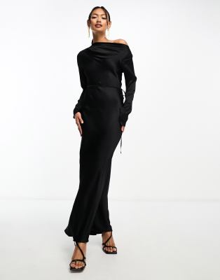 River Island - Langärmliges Kleid in Schwarz mit Ziernaht