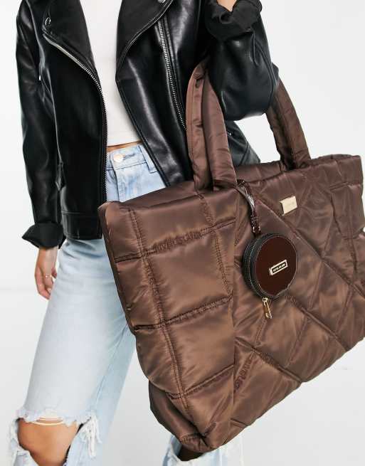 River Island - Langwerpige shopper van gewatteerde en doorgestikte stof in bruin