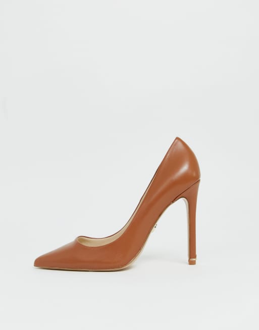 Tan leather sales court shoes