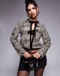 [River Island] River Island leopard housecoat with bow detail in beige-Neutral M Beige- dark