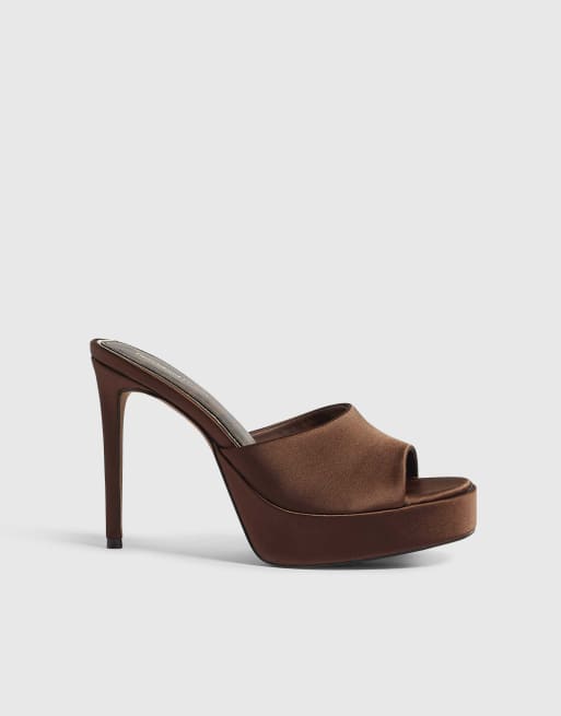 River Island Leopard platform mule heeled sandals in brown - dark, 3 of 4