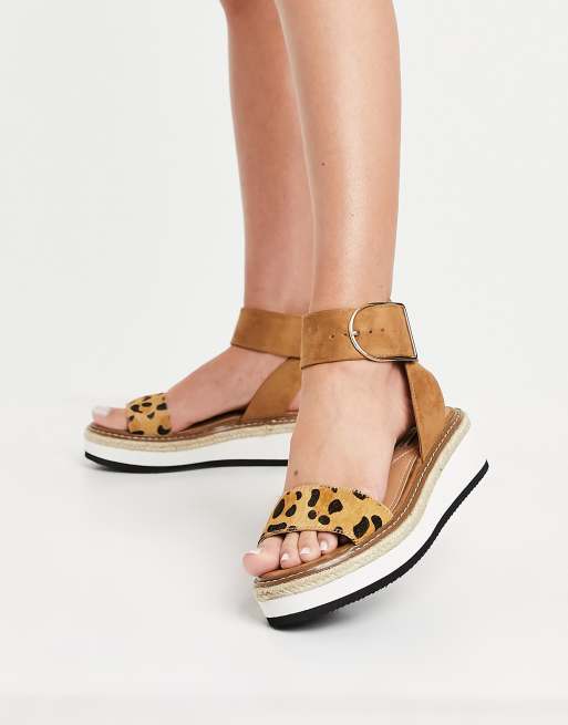 River island toe loop hot sale sandals