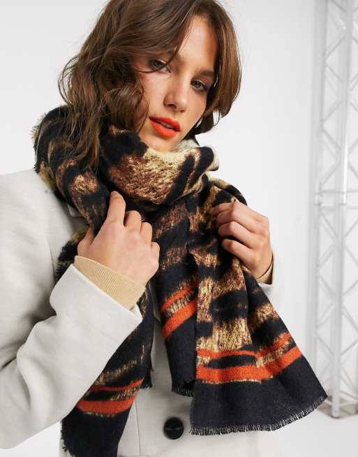 River sales island scarf