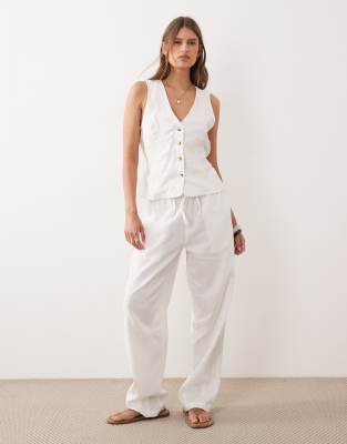 River Island linen tapered pants in white white 10590₽