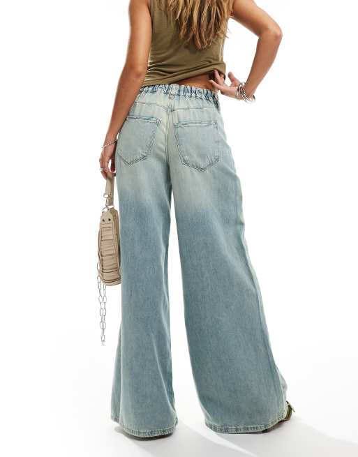 River Island – Ljusblå, tvättade jeans med medelhög midja och vida ben, 4 av 5