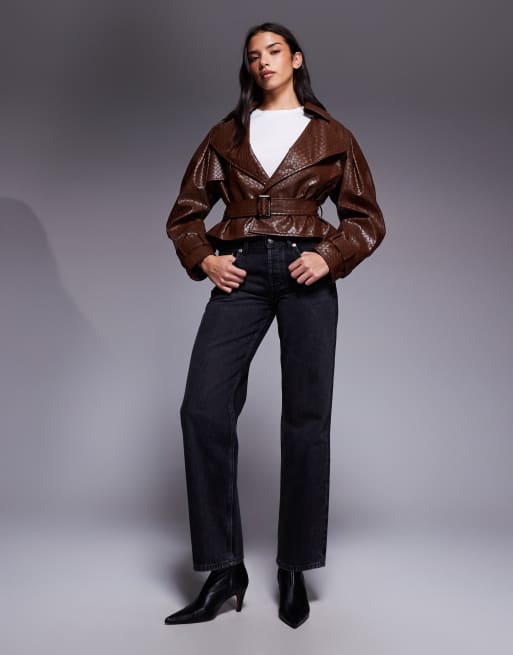 River Island – Ljusbrun, vävd, kort trenchcoat med skärp i läderimitation, 3 av 4