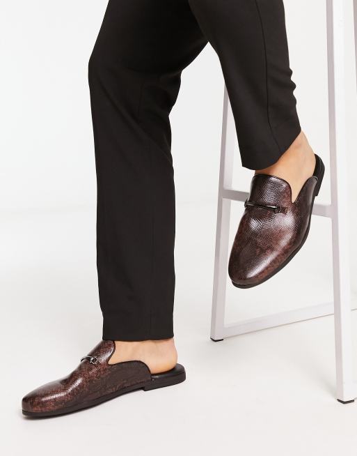 River Island – Loafer in Braun mit geprägter Schlangenoptik