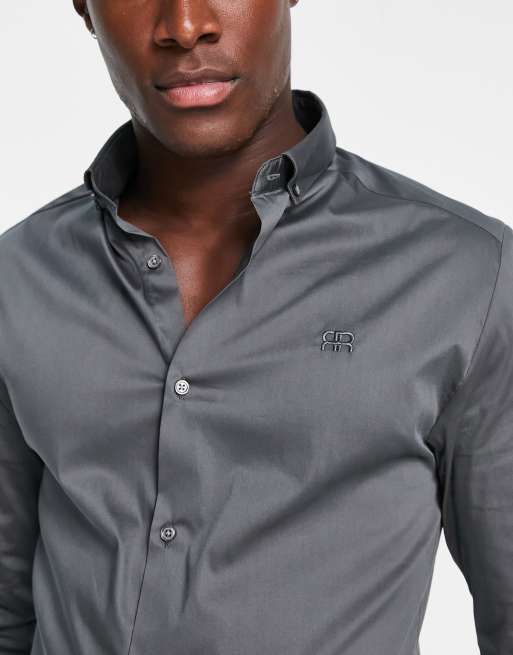 Camisa gris oscuro new arrivals