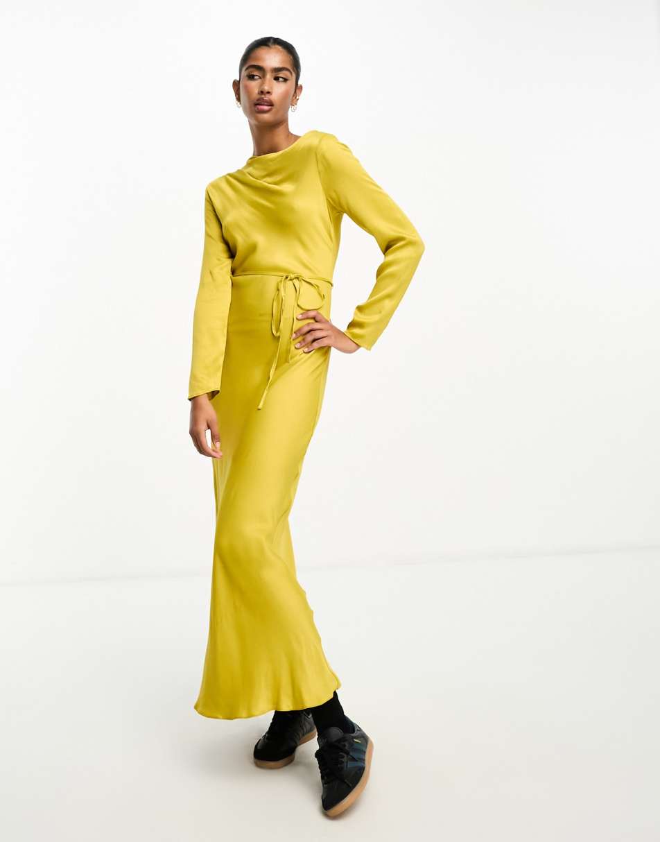 River Island Long sleeve Seam Detail Dress in Yellow