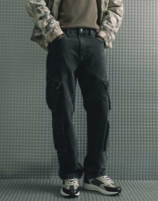 River Island Loose fit cargo jeans in black, 2 of 4