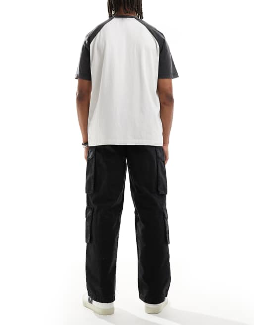 River Island loose fit cargo trousers in black, 3 of 5