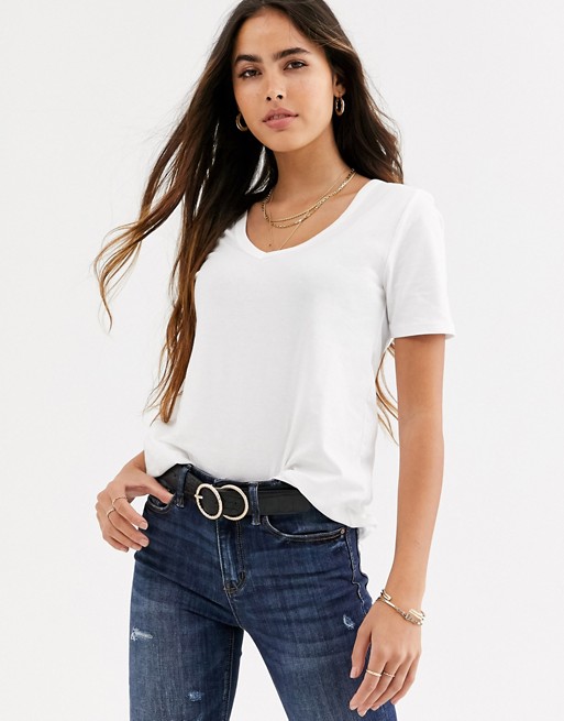River Island loose fitting t-shirt in white