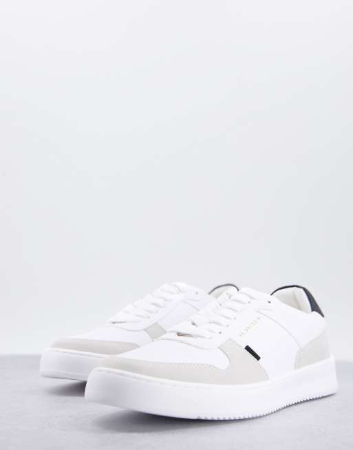 River Island low top trainers in white