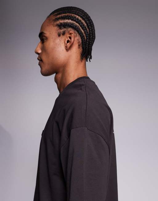 River Island – Luminis Studios – Brązowy T-shirt oversize z nadrukiem na plecach, 4 z 5