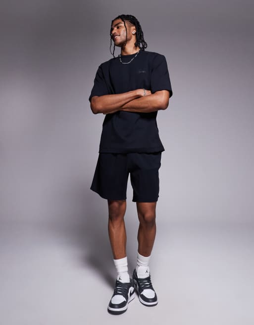River Island Luminis t-shirt in black (part of a set), 2 of 4